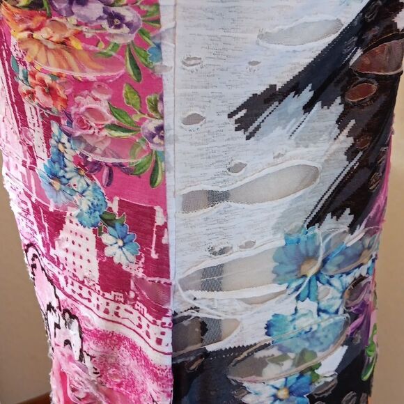 Fantasia Tunic Top - Picture 5 of 10